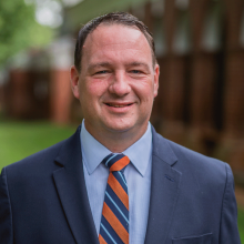 Robert Allen's headshot